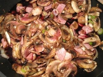 Champignons in Rotwein-Sahne - Rezept - Bild Nr. 6