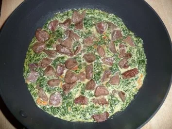 Rezept: Geflügelleber auf Blattspinat mit Mozzarella überbacken Bild Nr. 4 Geflügelleber auf Blattspinat mit Mozzarella überbacken - Rezept - Bild Nr. 4