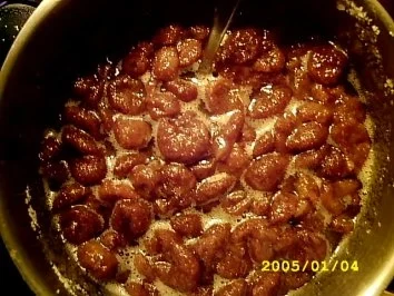 Rezept: Wenn die Tiefkühltruhe zickt Part 1.0:Gelbe Amarenakirschen & Mandelsirup Bild Nr. 5 Wenn die Tiefkühltruhe zickt Part 1.0:Gelbe Amarenakirschen & Mandelsirup - Rezept - Bild Nr. 5