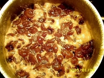 Rezept: Wenn die Tiefkühltruhe zickt Part 1.0:Gelbe Amarenakirschen & Mandelsirup Bild Nr. 6 Wenn die Tiefkühltruhe zickt Part 1.0:Gelbe Amarenakirschen & Mandelsirup - Rezept - Bild Nr. 6