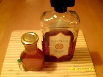 Rezept: Wenn die Tiefkühltruhe zickt Part 1.0:Gelbe Amarenakirschen & Mandelsirup Bild Nr. 2 Wenn die Tiefkühltruhe zickt Part 1.0:Gelbe Amarenakirschen & Mandelsirup - Rezept - Bild Nr. 2