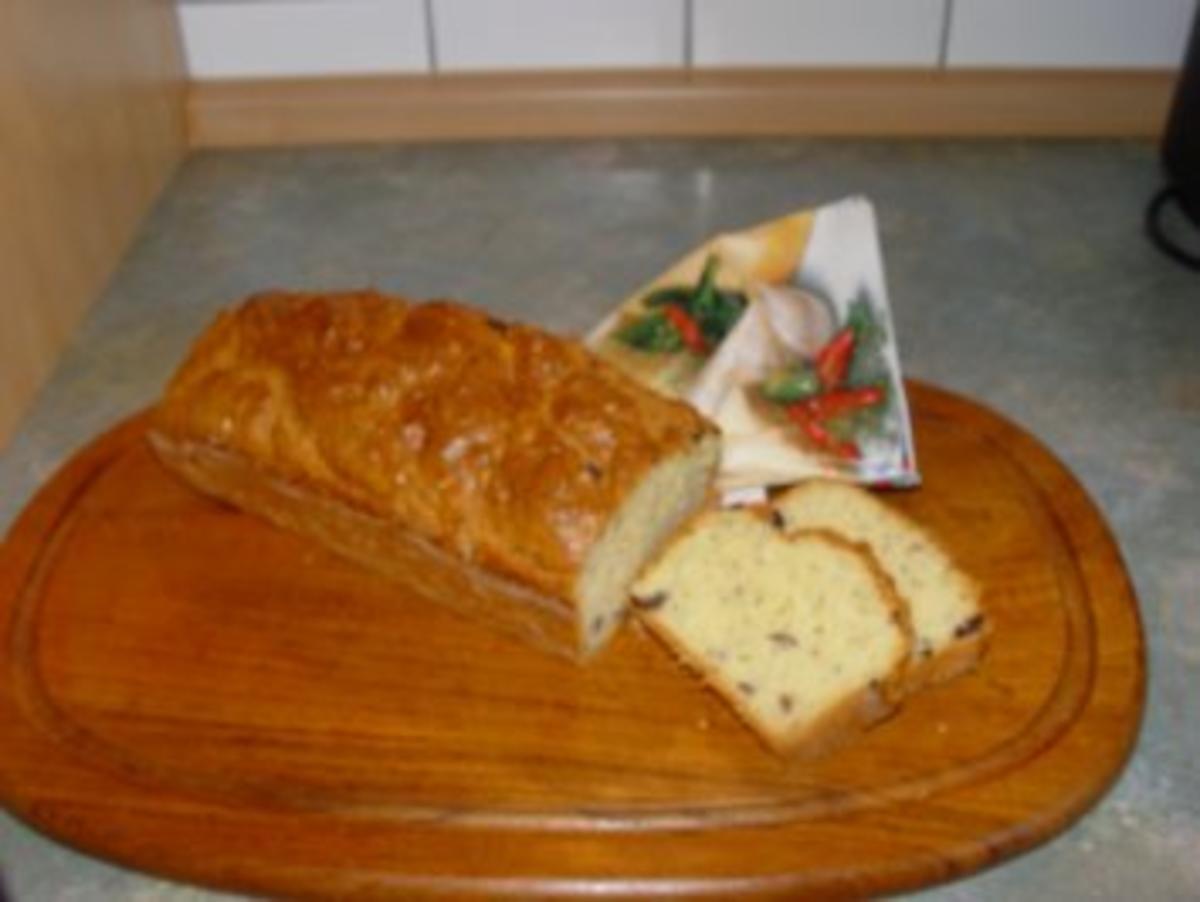Brote: Oliven-Käse- Kuchen - Rezept