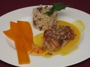 Perlhuhnbrust mit Orangen-Peperoni-Soße und Pilzrisotto - Rezept