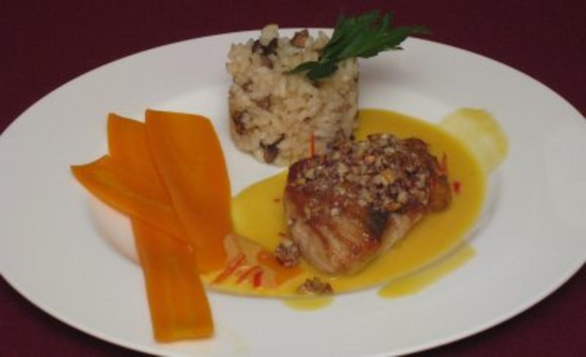 Bilder für Perlhuhnbrust mit Orangen-Peperoni-Soße und Pilzrisotto - Rezept