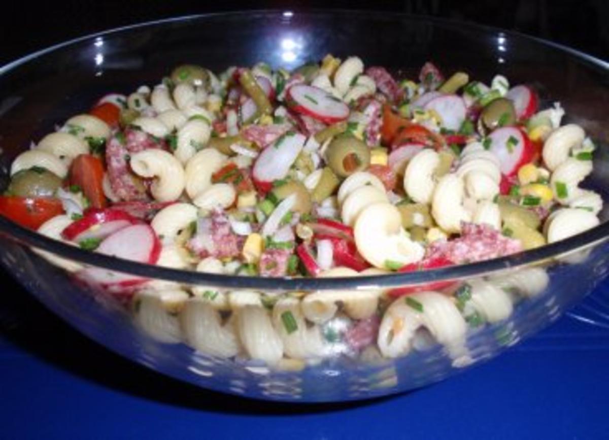 Linda´s leckerer Nudelsalat - Rezept mit Bild - kochbar.de