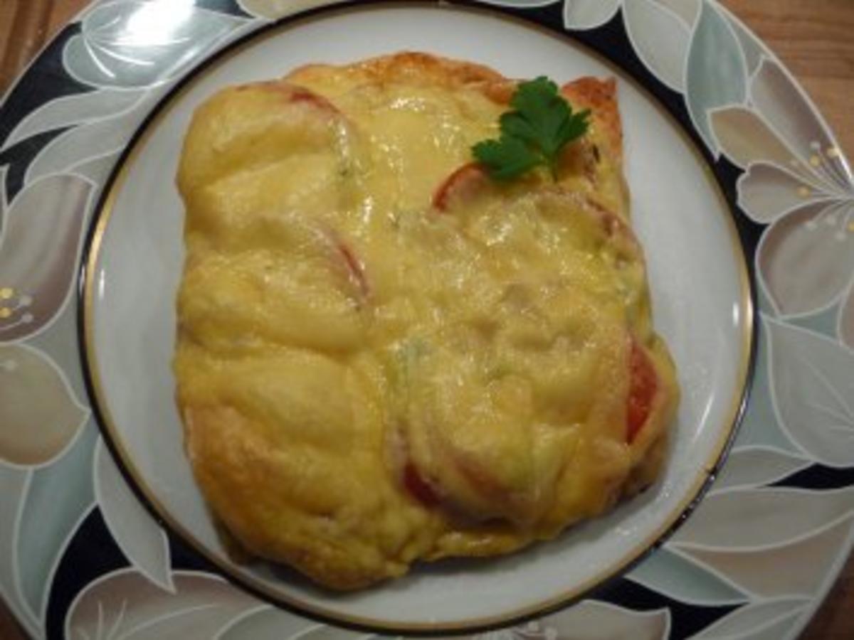 Tomatenbrot mit Käse überbacken - Rezept - kochbar.de