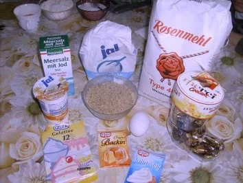 Rezept: Walnuss- Krokant- Torte Bild Nr. 2 Walnuss- Krokant- Torte - Rezept - Bild Nr. 2