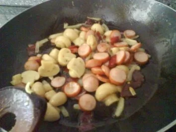 Rezept: Brunchige Pasta mit Pilzen und Kürbiskernen á la moi Bild Nr. 3 Brunchige Pasta mit Pilzen und Kürbiskernen á la moi - Rezept - Bild Nr. 3