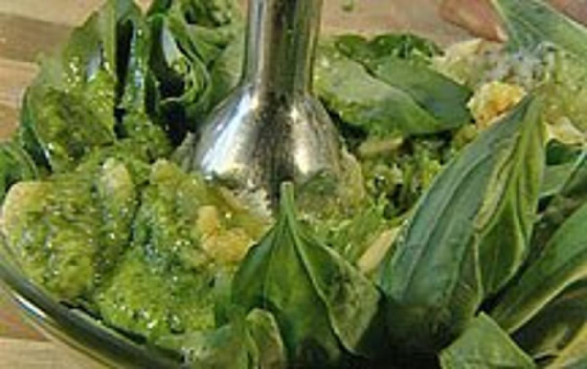 Pesto Genovese original italienisch ~ grün - Rezept - Bild Nr. 3