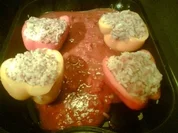 gefüllte Paprikaschiffchen mit Käse überbacken - Rezept