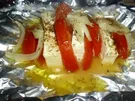 Rezept: Tomaten und Schafskäse in Alufolie versteckt Tomaten und Schafskäse in Alufolie versteckt - Rezept