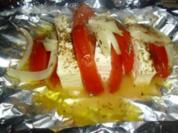 Tomaten und Schafskäse in Alufolie versteckt - Rezept
