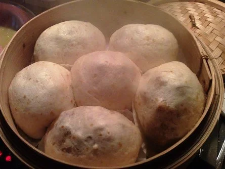 Gedämpfte Brötchen mit Füllung - Rezept