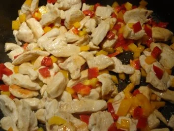 Rezept: Hähnchen trifft Gemüse & Pfeffer Bild Nr. 7 Hähnchen trifft Gemüse & Pfeffer - Rezept - Bild Nr. 7
