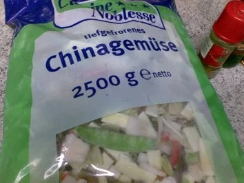 Chinesisches Wok-Gemüse mit Glasnudeln und Putenbruststreifen - Rezept - Bild Nr. 4