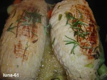 Rezept: GEFÜLLTE KALBSBRUST ALL'ITALIANA Bild Nr. 11 GEFÜLLTE KALBSBRUST ALL'ITALIANA - Rezept - Bild Nr. 11