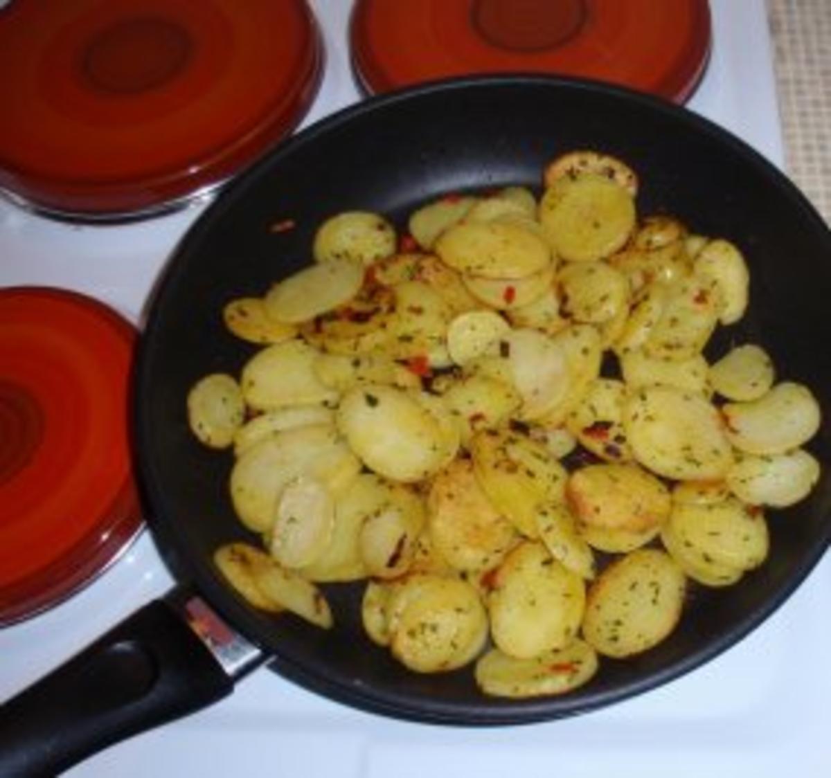 Bratkartoffeln mit Schinken und Peperoni - Rezept - Bild Nr. 4