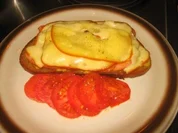 Rezept: Brotzeit/ Snack: Knackwurst, deftig รผberbacken! Brotzeit/ Snack: Knackwurst, deftig รผberbacken! - Rezept