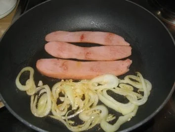 Rezept: Brotzeit/ Snack: Knackwurst, deftig überbacken! Bild Nr. 6 Brotzeit/ Snack: Knackwurst, deftig überbacken! - Rezept - Bild Nr. 6