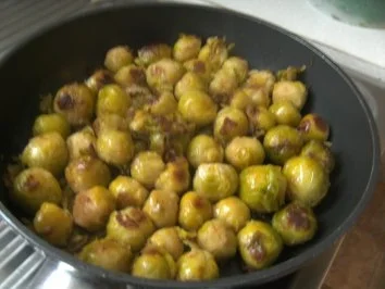 Entenkeulchen  in Hagebutten- Rotweinsoße - Rezept - Bild Nr. 3