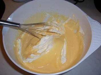 Dessert...Eierlikör Mousse mit Schokoladen Soße - Rezept - Bild Nr. 4