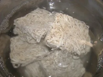 Rezept: Scharfe Hähnchenbrust aus dem Wok Bild Nr. 5 Scharfe Hähnchenbrust aus dem Wok - Rezept - Bild Nr. 5