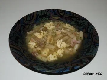 Hühnersuppe mit Einlagen - Rezept