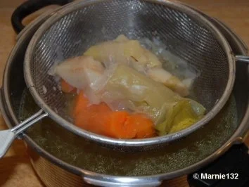 Hühnersuppe mit Einlagen - Rezept - Bild Nr. 5