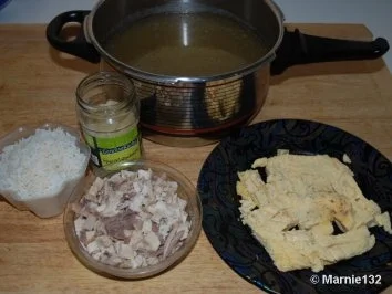 Hühnersuppe mit Einlagen - Rezept - Bild Nr. 6