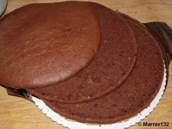 Rezept: Schwarzwälder Kirschtorte Bild Nr. 13 Schwarzwälder Kirschtorte - Rezept - Bild Nr. 13