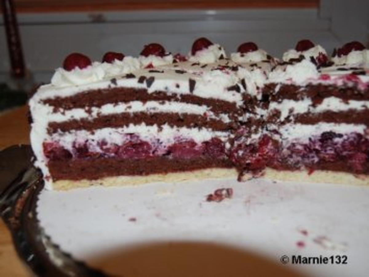 Schwarzwälder Kirschtorte - Rezept - Bild Nr. 22