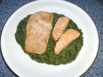 Rezept: Lachs im Spinatbett Lachs im Spinatbett - Rezept