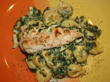 Rezept: Hähnchenfilet auf Tortellini-Spinatbett Bild Nr. 4 Hähnchenfilet auf Tortellini-Spinatbett - Rezept - Bild Nr. 4