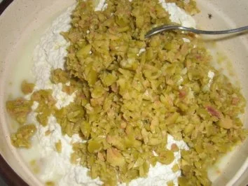 Rezept: Hartkase mit Oliven Bild Nr. 4 Hartkase mit Oliven - Rezept - Bild Nr. 4