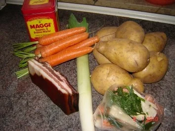 Suppen : Kartoffel-Gemüse-Suppe - Rezept - Bild Nr. 2