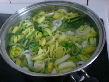 Rezept: Porree-Tomaten-Salat Bild Nr. 5 Porree-Tomaten-Salat - Rezept - Bild Nr. 5