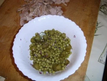 Rezept: Geflügelsalat mit Zuckererbsen Bild Nr. 3 Geflügelsalat mit Zuckererbsen - Rezept - Bild Nr. 3