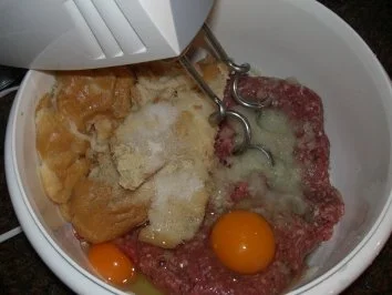 Rezept: Fleisch: KÖNIGSBERGER KLOPSE... an Kapernsauce Bild Nr. 4 Fleisch: KÖNIGSBERGER KLOPSE... an Kapernsauce - Rezept - Bild Nr. 4