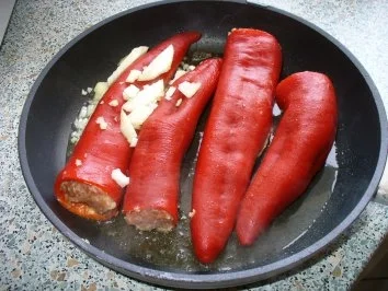 Rezept: gefüllte Spitzpaprikaschoten Bild Nr. 4 gefüllte Spitzpaprikaschoten - Rezept - Bild Nr. 4