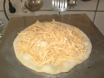 Mana'eesch - libanesische Frühstückspizza mit verschiedenen Belägen - Rezept - Bild Nr. 6