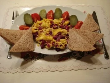 Rührei mit Salamiwürfel - Rezept - Bild Nr. 8