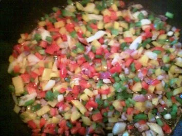 Fisch : Ein Fisch der in Curry schwimmt, ganz frisch aus der Pfanne - Rezept - Bild Nr. 6