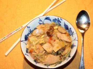 Rezept: Hühnersuppe deutsch-chinesich Hühnersuppe deutsch-chinesich - Rezept