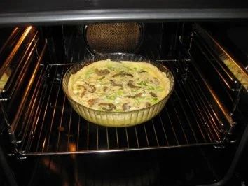 Garnelen-Lauchzwiebel-Quiche - Rezept - Bild Nr. 7