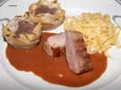 Schweinefilet mit Lebkuchensauce und Steinpilz-Muffins - Rezept