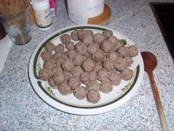 Rezept: Gemüsesuppe mit Rindfleisch und selbstgedrehte Hackfleischklöße Bild Nr. 3 Gemüsesuppe mit Rindfleisch und selbstgedrehte Hackfleischklöße - Rezept - Bild Nr. 3