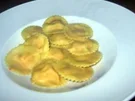 Ravioli mit Tomaten-Frischkäsefüllung - Rezept