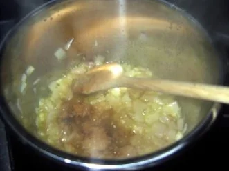 Tomaten-Knoblauch-Sugo - Rezept - Bild Nr. 3