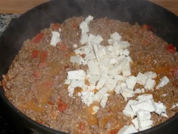 Rezept: Hackfleisch - Schafskäse - Strudel Bild Nr. 10 Hackfleisch - Schafskäse - Strudel - Rezept - Bild Nr. 10