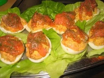 Brotzeit/ Snack: Räucherlachstatar im Ei! - Rezept